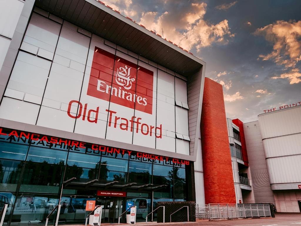 Luxestay Rooms - Old Trafford Manchester Dış mekan fotoğraf