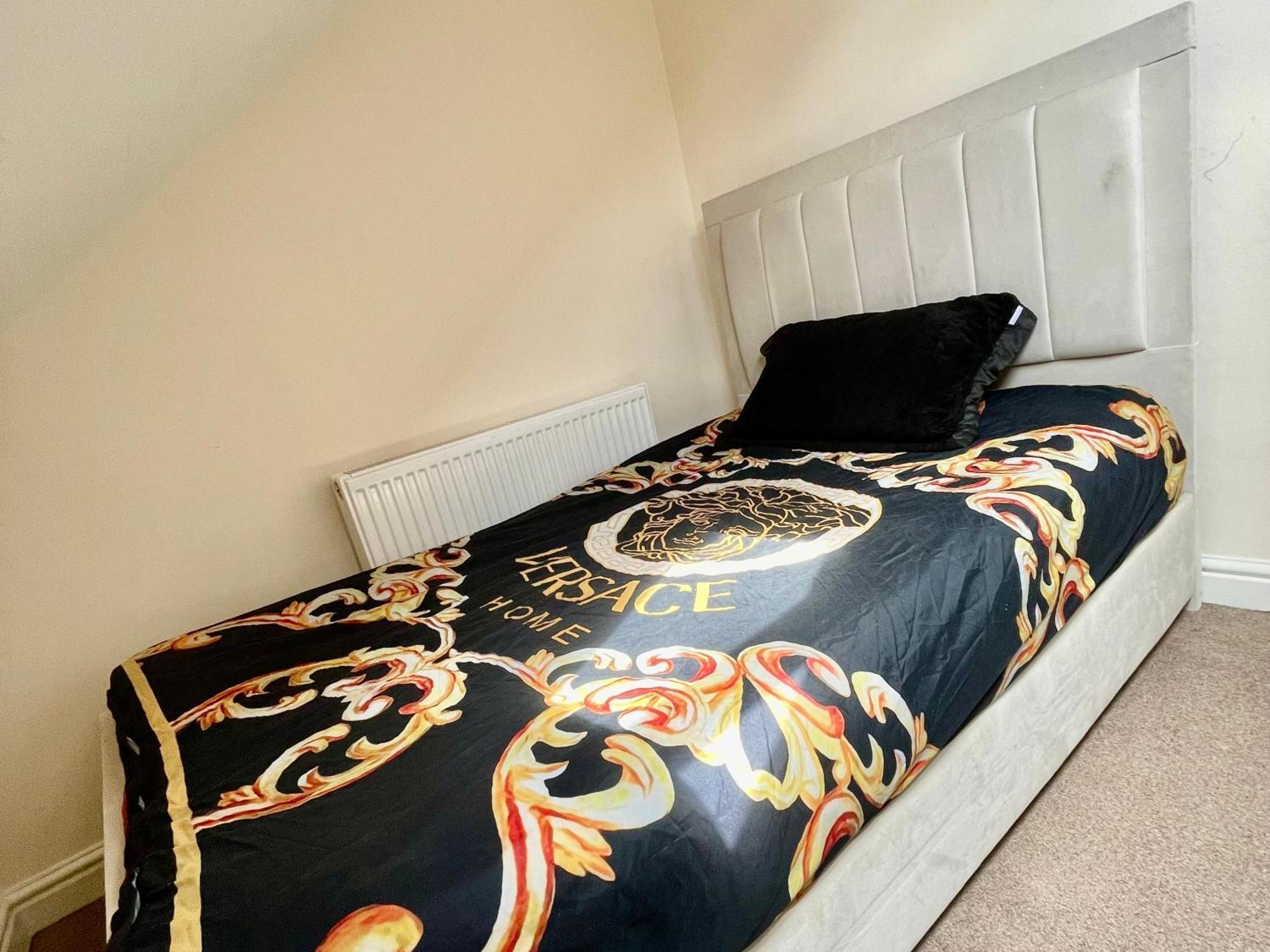 Luxestay Rooms - Old Trafford Manchester Dış mekan fotoğraf