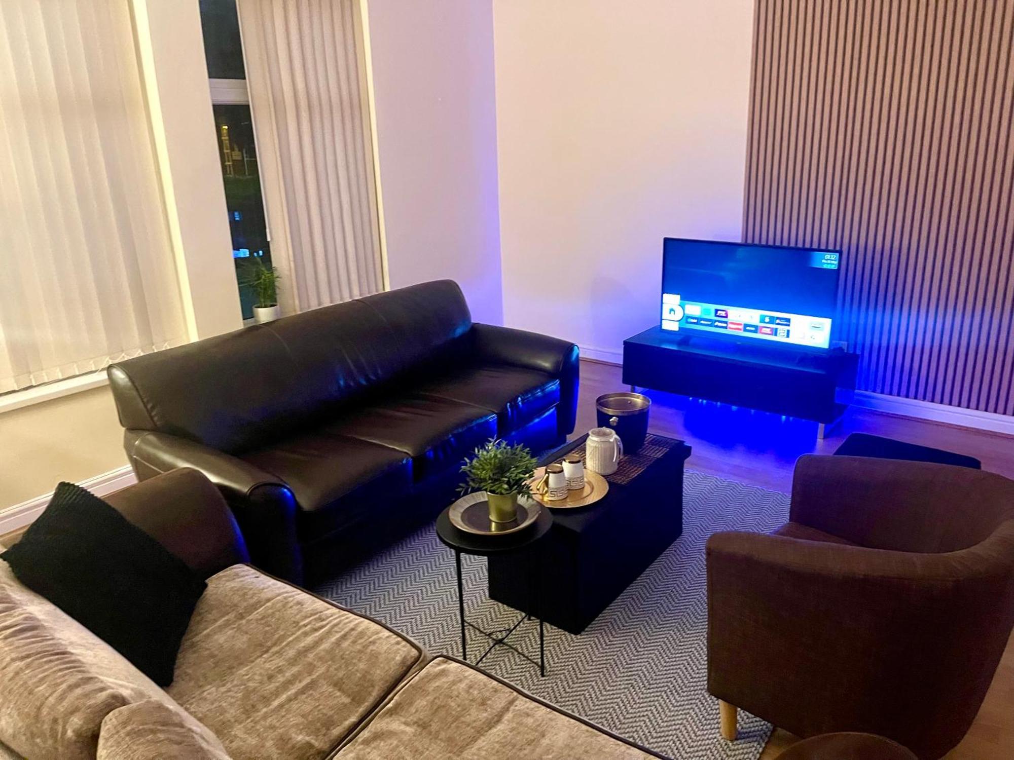 Luxestay Rooms - Old Trafford Manchester Dış mekan fotoğraf