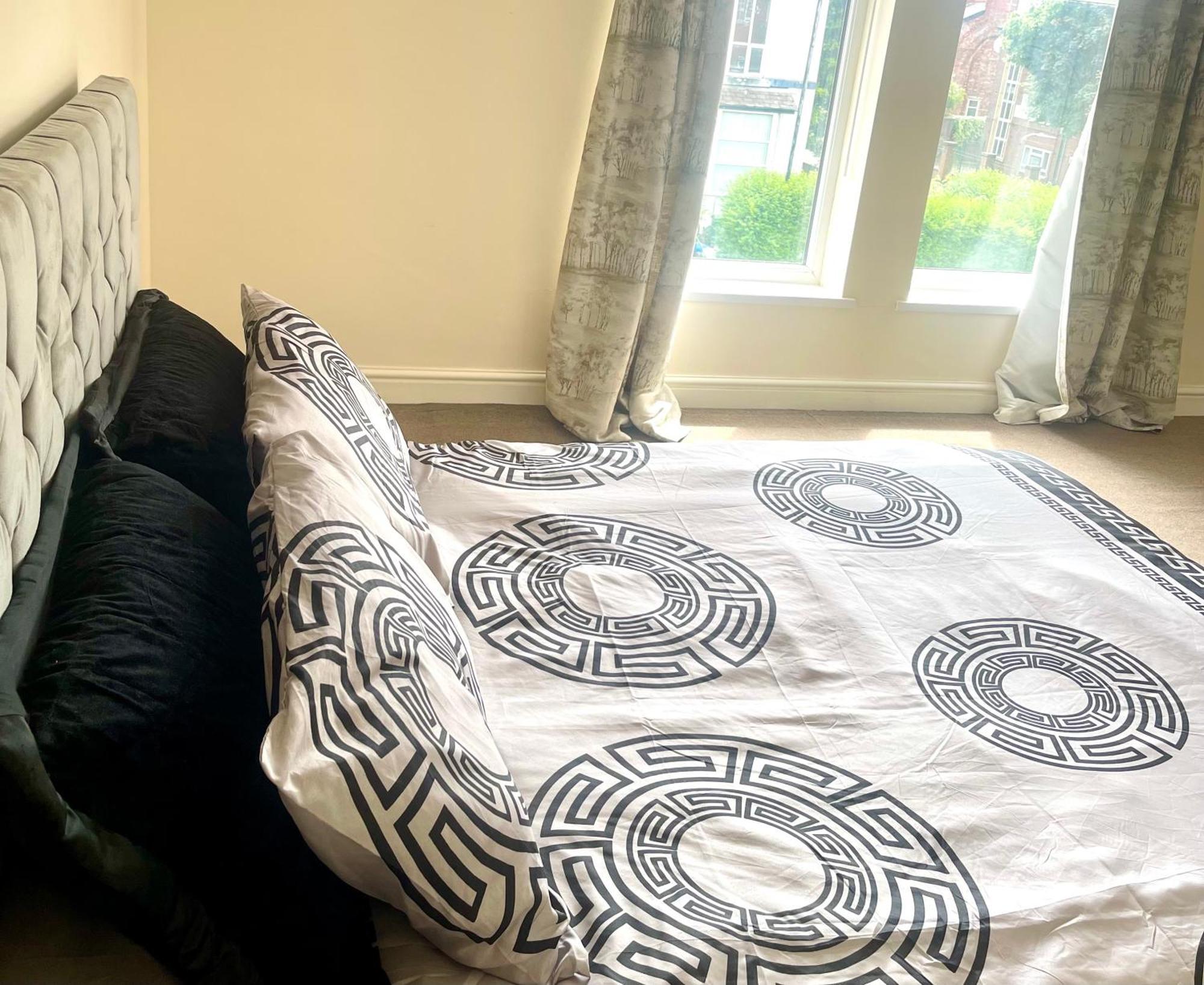 Luxestay Rooms - Old Trafford Manchester Dış mekan fotoğraf
